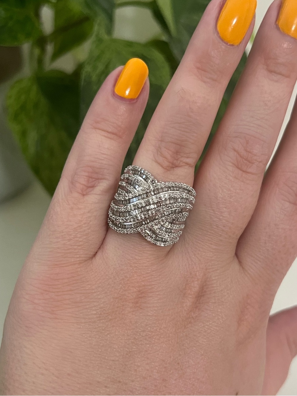 1 cttw. Natural Diamond & 925 Sterling Silver Statement Cocktail Ring, Size 7 💍